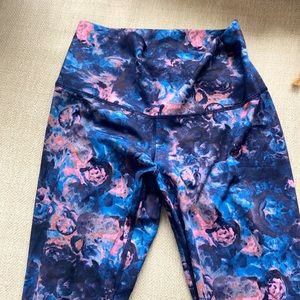 Lululemon Yoga Legging in Floral Print